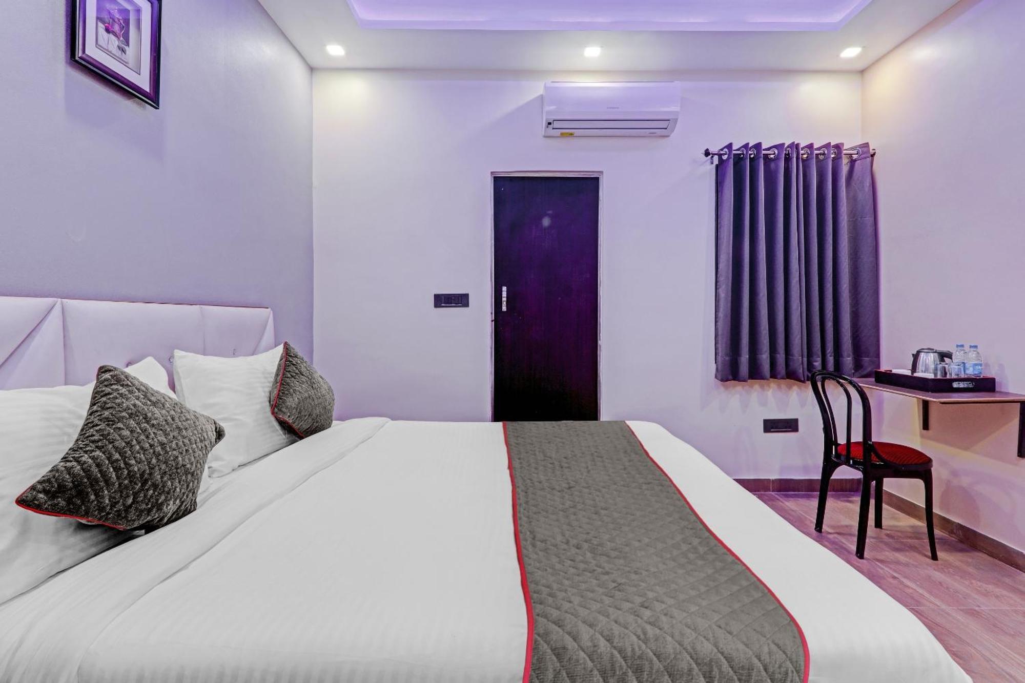ホテル Super Townhouse Riddhi Residency ラクナウ エクステリア 写真